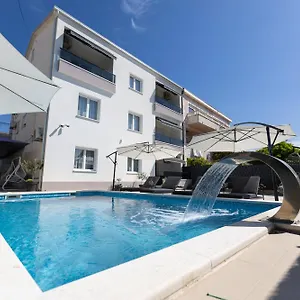 Bilopavlovic Apartment Kaštela